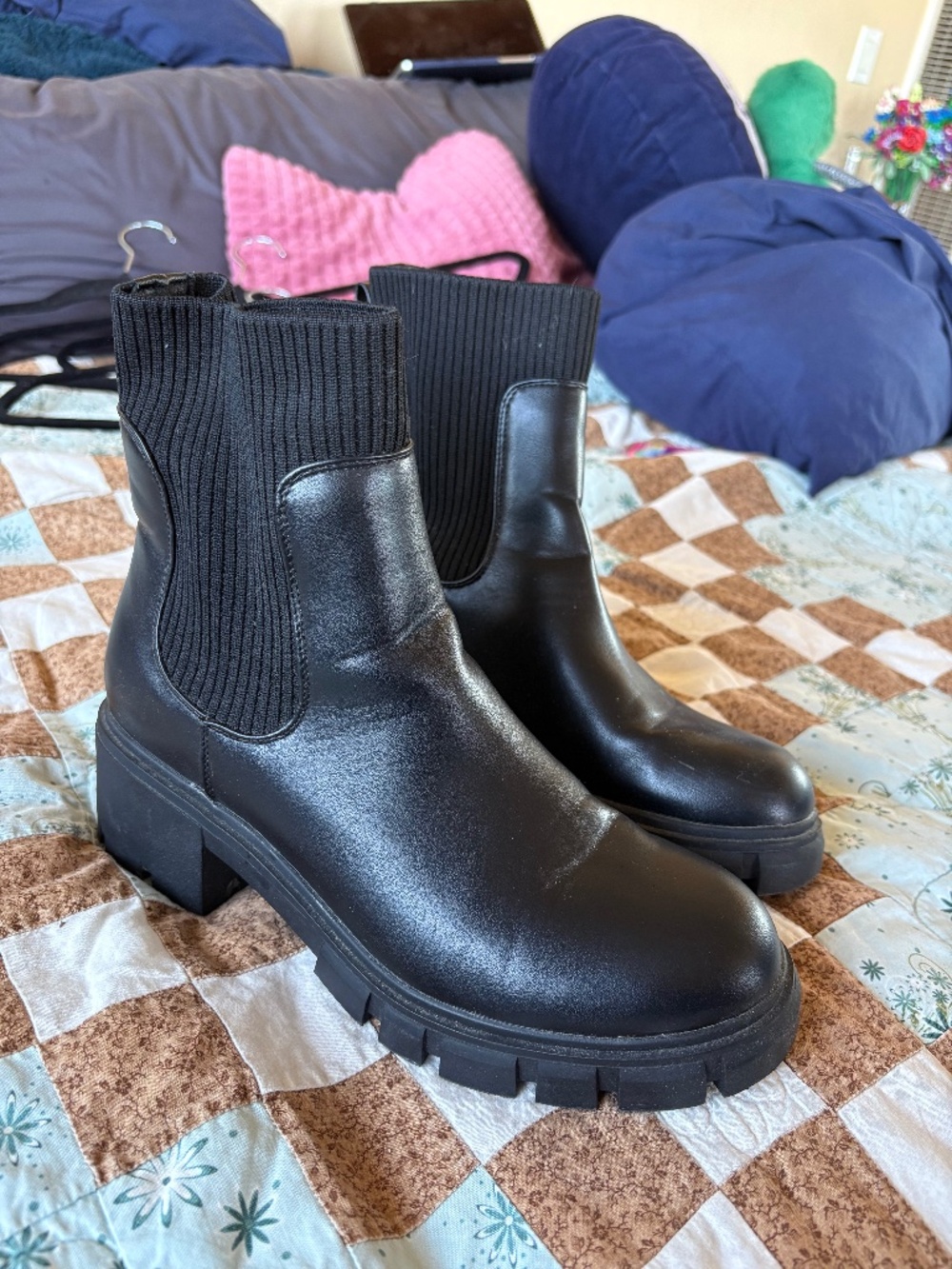 Black Boots size 8.5